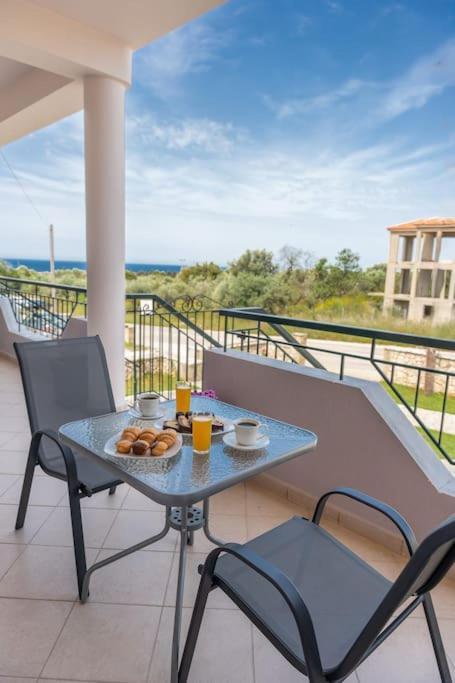 Апартаменти Spiros House Свороната Екстер'єр фото