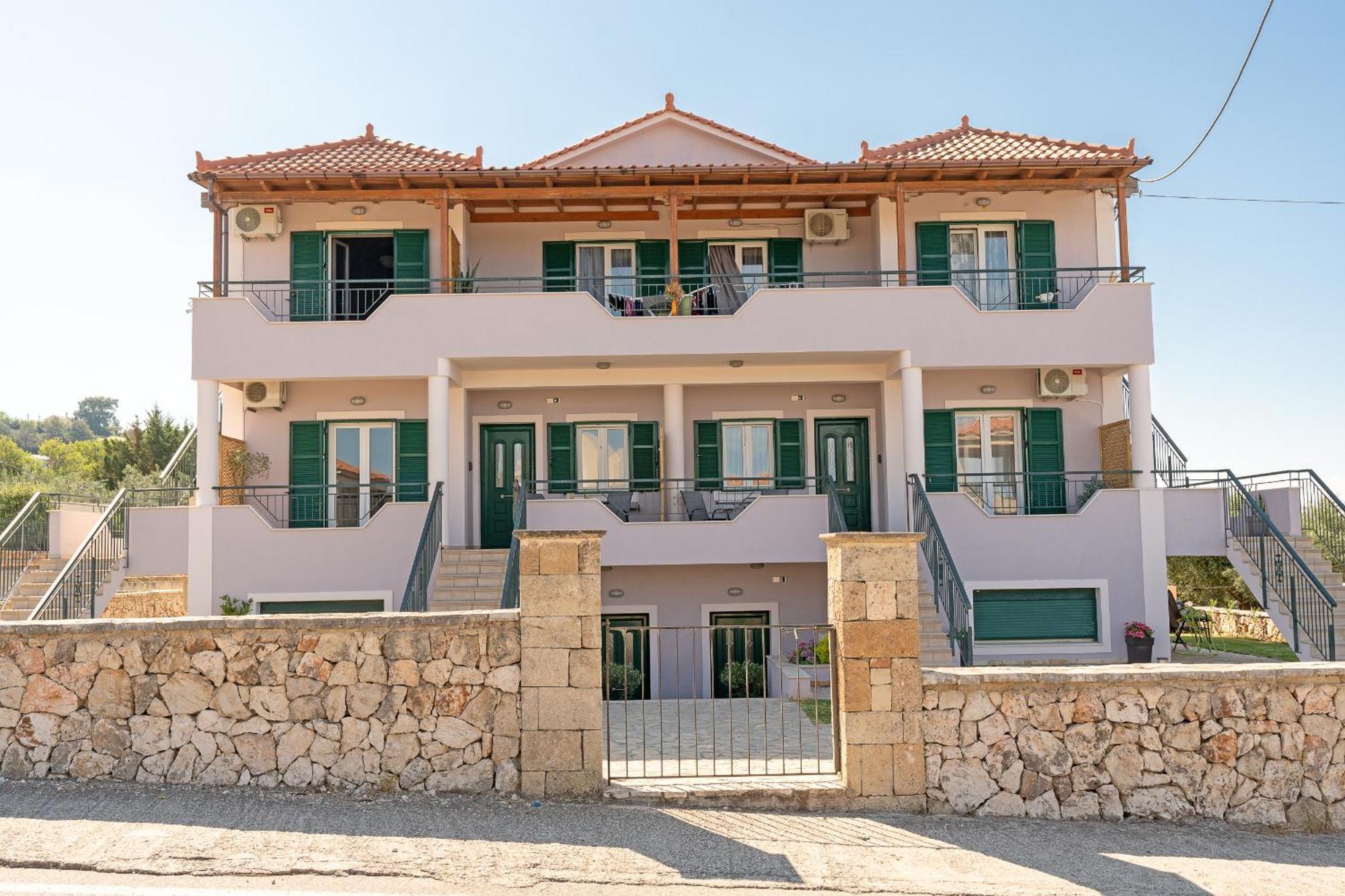 Апартаменти Spiros House Свороната Екстер'єр фото