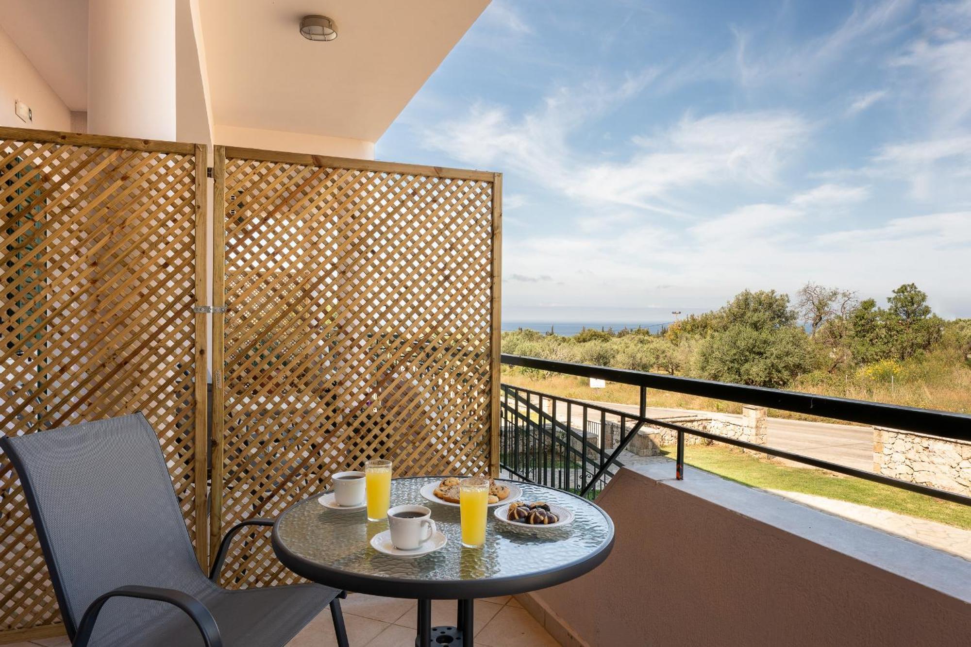 Апартаменти Spiros House Свороната Екстер'єр фото